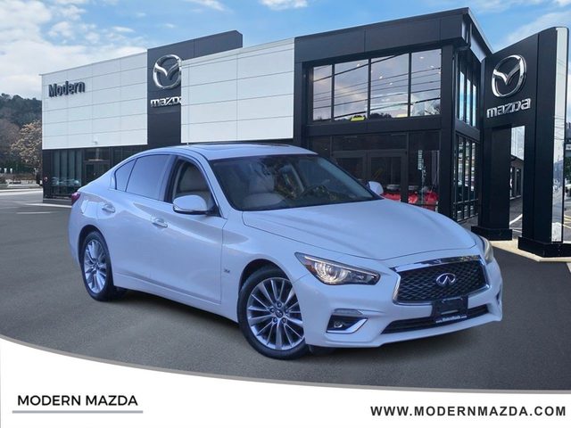 2018 Infiniti Q50 3.0t LUXE AWD photo