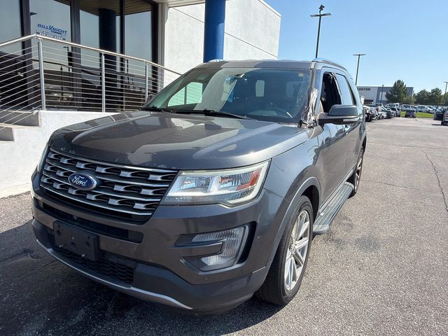 2017 Ford Explorer Limited 4WD photo
