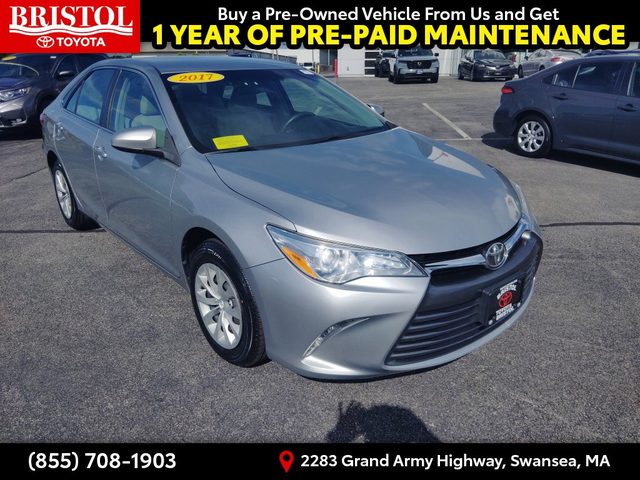2017 Toyota Camry LE FWD photo