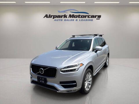 2017 Volvo XC90 Momentum AWD photo