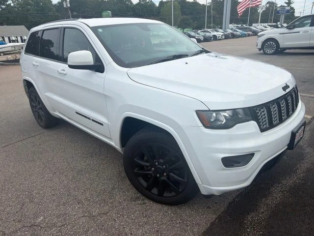 2018 Jeep Grand Cherokee Altitude 4WD photo