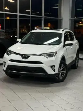 2018 Toyota RAV4 XLE AWD photo