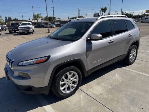 2018 Jeep Cherokee Latitude 4WD photo