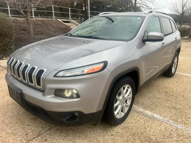 2018 Jeep Cherokee Latitude FWD photo