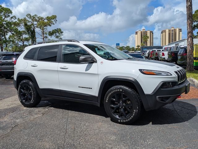 2018 Jeep Cherokee Trailhawk 4WD photo