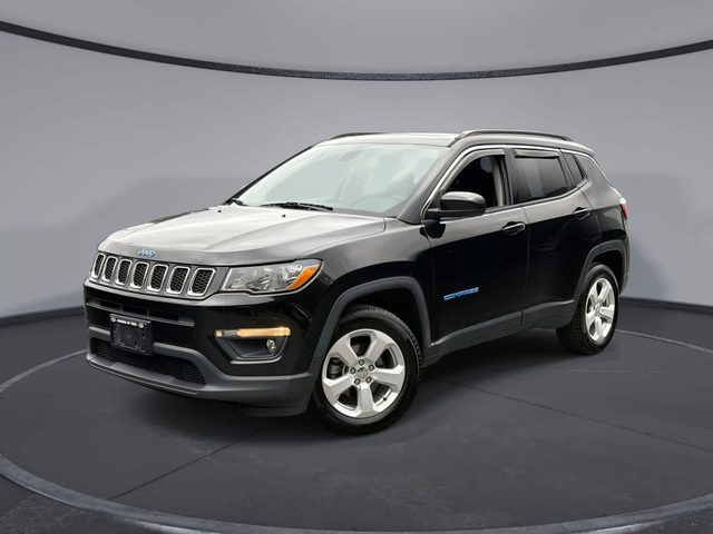 2018 Jeep Compass Latitude 4WD photo
