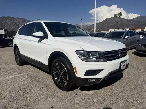 2018 Volkswagen Tiguan SEL FWD photo