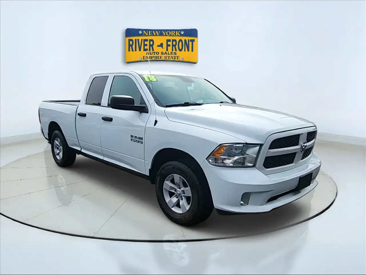 2018 Ram 1500 Express 4WD photo
