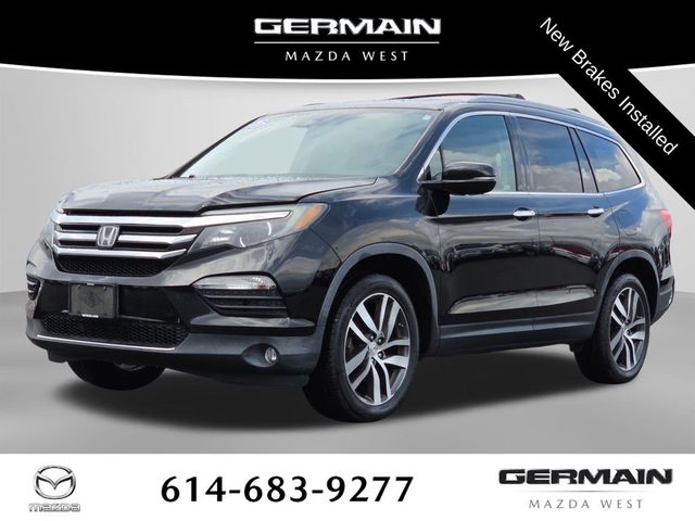 2017 Honda Pilot Touring AWD photo