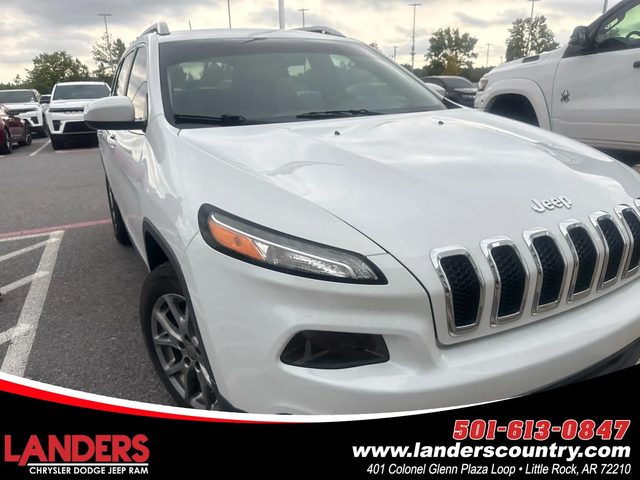 2018 Jeep Cherokee Latitude Plus FWD photo