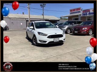 2018 Ford Focus SE FWD photo