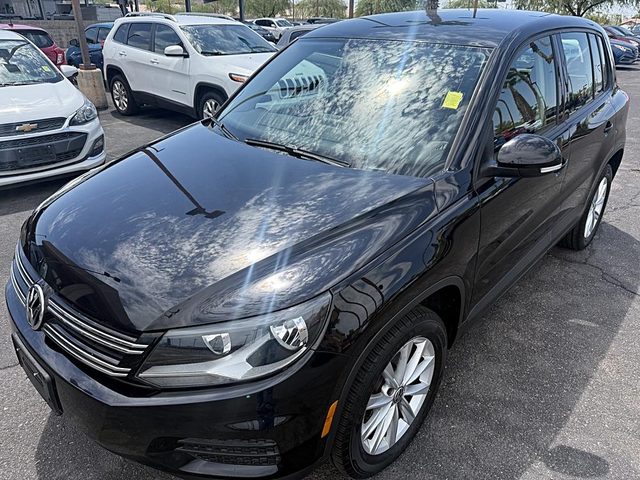 2017 Volkswagen Tiguan S FWD photo