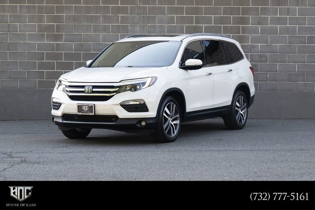2017 Honda Pilot Elite AWD photo