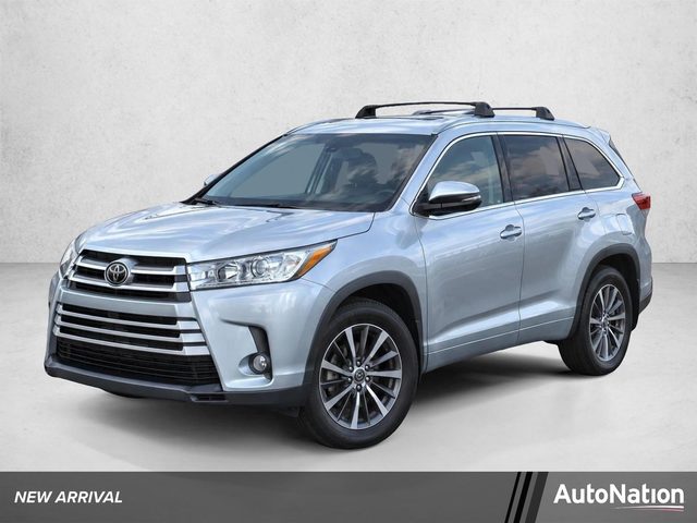 2018 Toyota Highlander XLE AWD photo