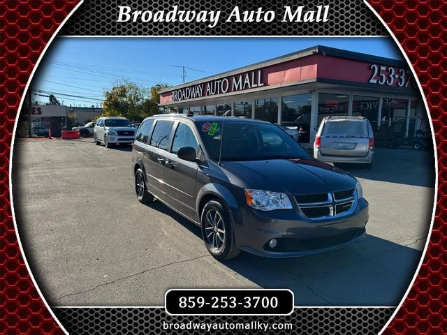 2017 Dodge Grand Caravan SXT FWD photo