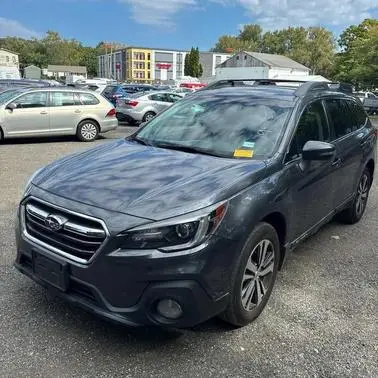 2018 Subaru Outback Limited AWD photo
