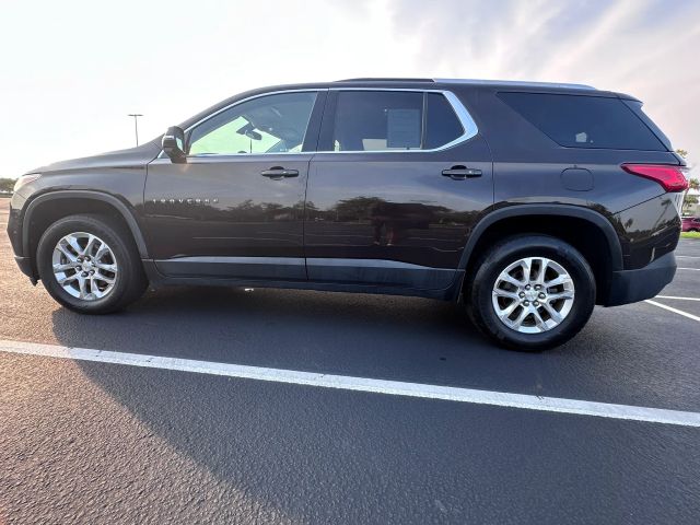 2018 Chevrolet Traverse LT Cloth FWD photo