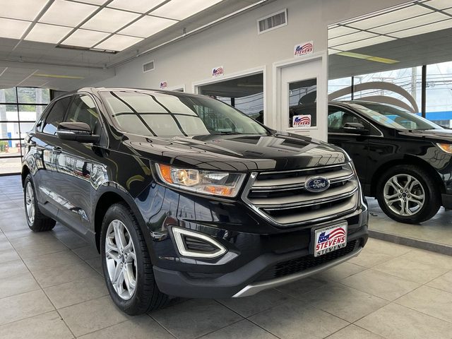 2018 Ford Edge Titanium AWD photo