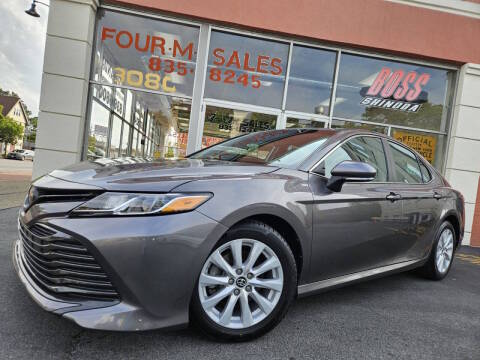 2018 Toyota Camry LE FWD photo
