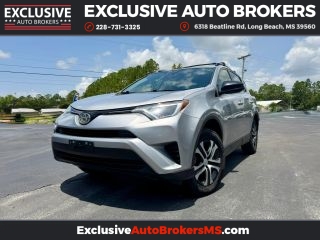 2018 Toyota RAV4 LE FWD photo