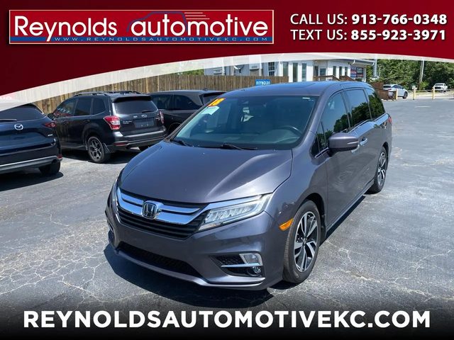 2018 Honda Odyssey Elite FWD photo