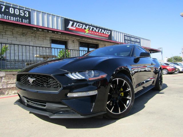 2018 Ford Mustang EcoBoost RWD photo