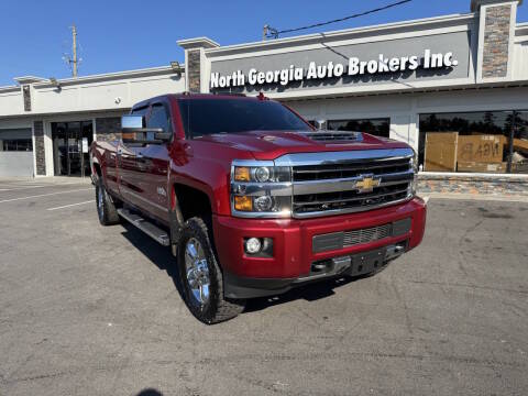 2018 Chevrolet Silverado 2500HD High Country 4WD photo