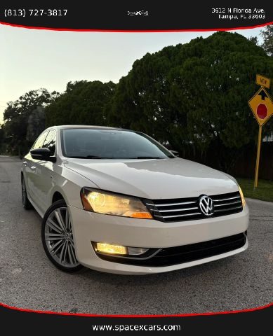2015 Volkswagen Passat 1.8T Sport FWD photo