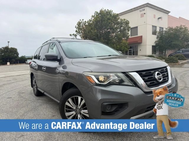 2018 Nissan Pathfinder S FWD photo