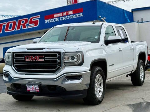 2017 GMC Sierra 1500 SLE 4WD photo