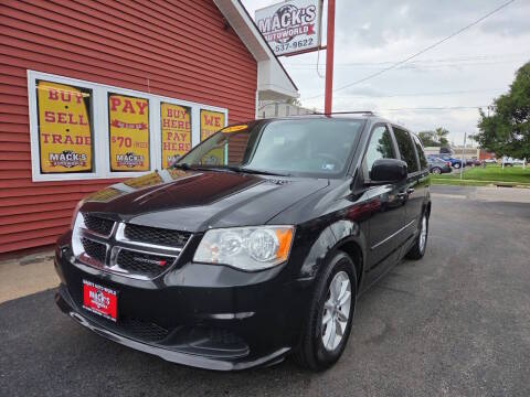 2016 Dodge Grand Caravan SXT FWD photo