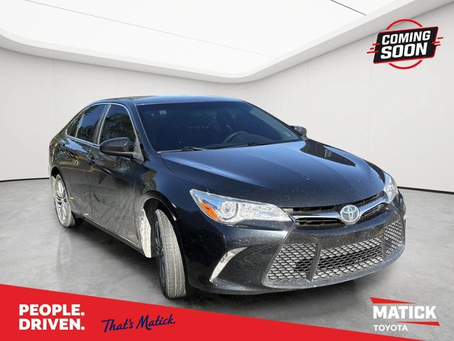 2017 Toyota Camry SE FWD photo