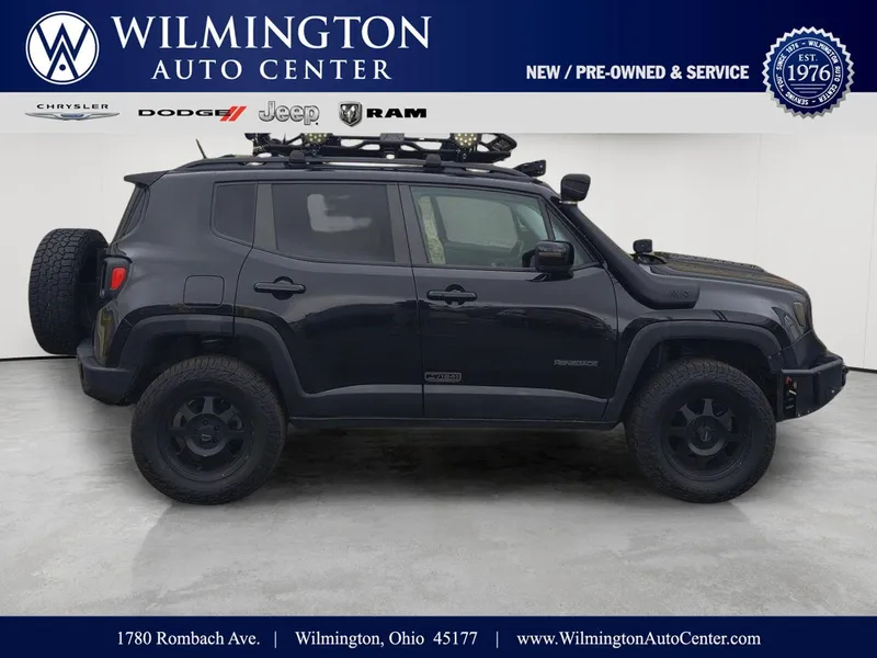 2017 Jeep Renegade Altitude 4WD photo