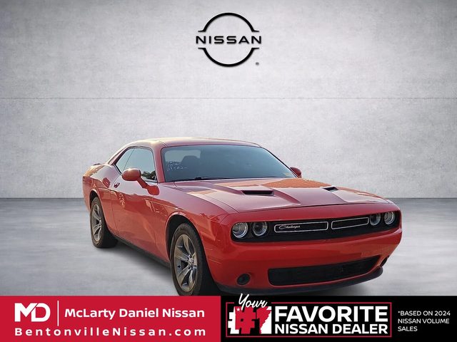 2018 Dodge Challenger SXT RWD photo