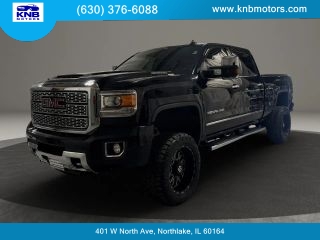 2018 GMC Sierra 2500HD Denali 4WD photo