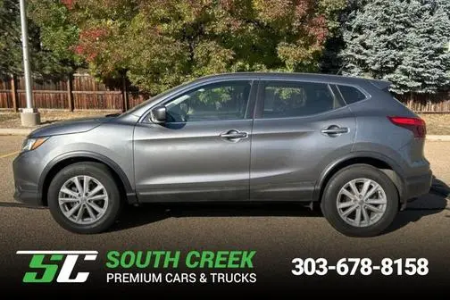 2017 Nissan Rogue Sport S AWD photo