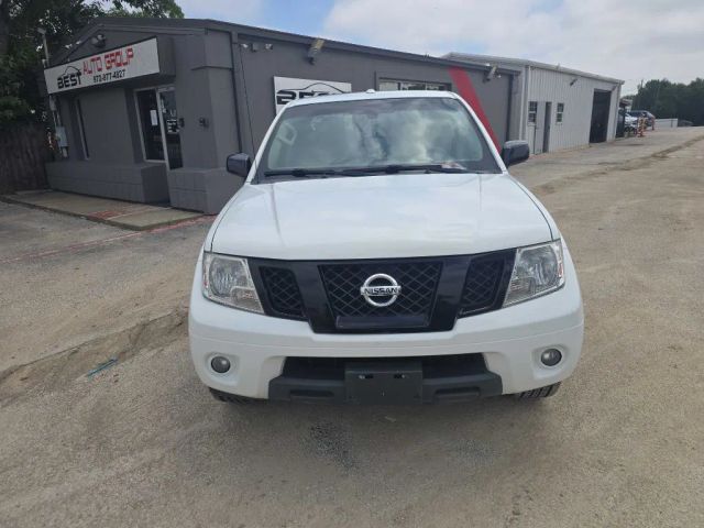 2018 Nissan Frontier SV V6 RWD photo