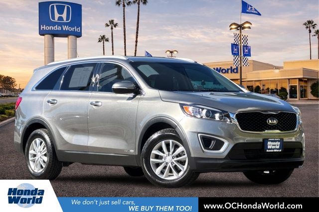 2017 Kia Sorento LX V6 AWD photo