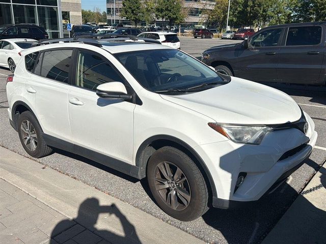 2018 Toyota RAV4 XLE AWD photo