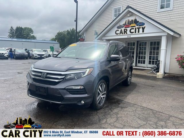2018 Honda Pilot Touring AWD photo