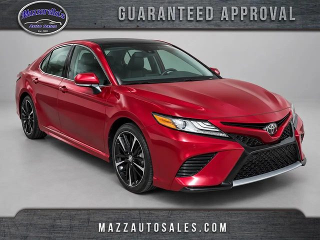 2018 Toyota Camry XSE FWD photo