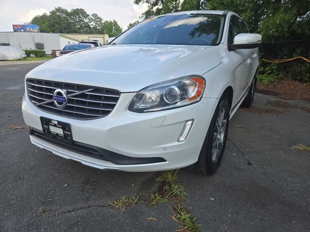 2015 Volvo XC60 T6 Platinum AWD photo