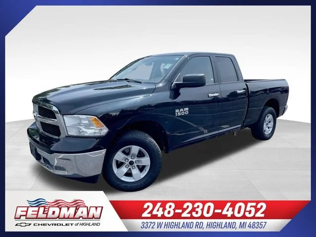 2017 Ram 1500 SLT 4WD photo