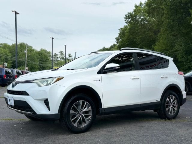 2018 Toyota RAV4 Hybrid LE AWD photo