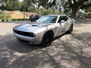 2018 Dodge Challenger SXT RWD photo