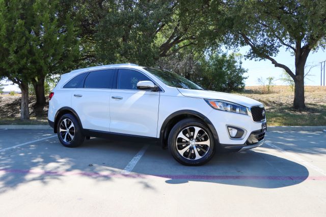 2018 Kia Sorento EX FWD photo