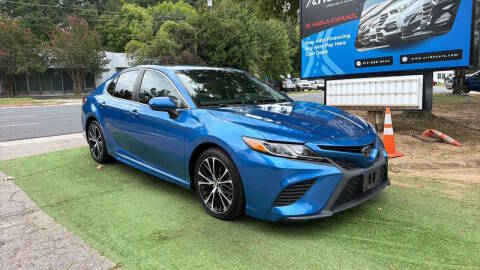2018 Toyota Camry SE FWD photo