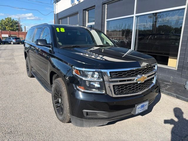 2018 Chevrolet Suburban LT 4WD photo