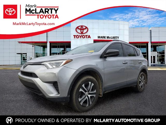 2018 Toyota RAV4 LE FWD photo