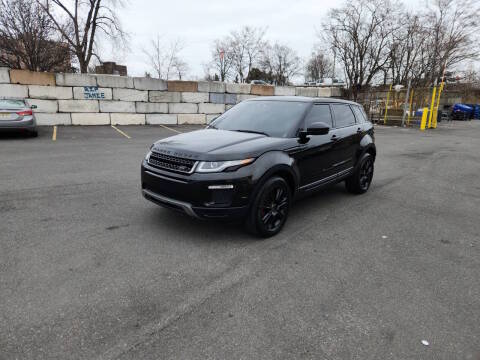 2018 Land Rover Range Rover Evoque SE Premium 4WD photo